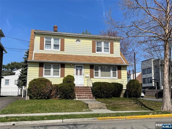 529 Fern Avenue, LYNDHURST, NJ 07071