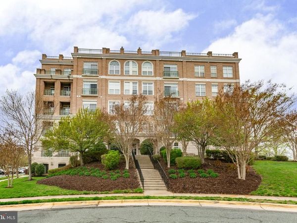 820 BELMONT BAY DRIVE , Unit 401, WOODBRIDGE, VA 22191
