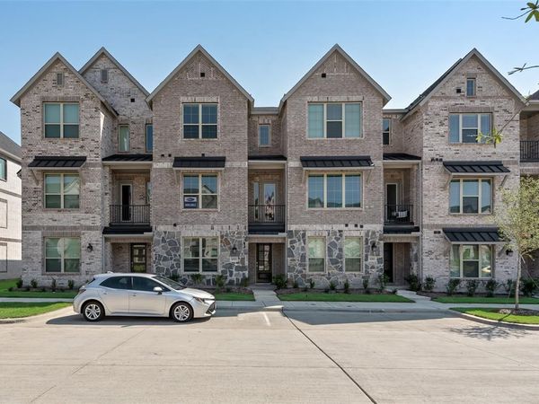8313 Huron Peak Drive, Frisco, TX 75034