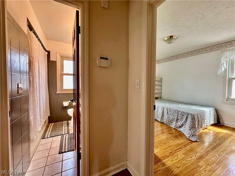 287 E 330th Street, Willowick, OH 44095 Photo 14