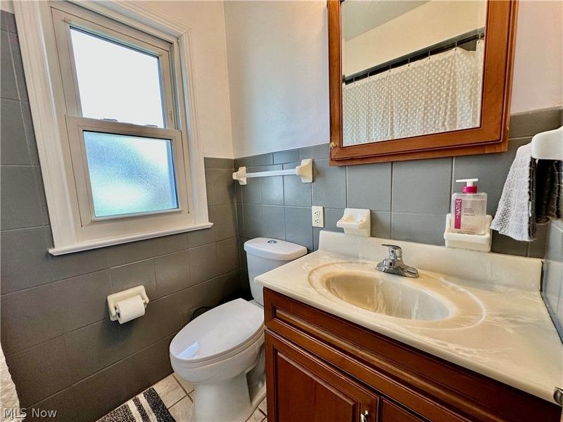 287 E 330th Street, Willowick, OH 44095 Photo 18