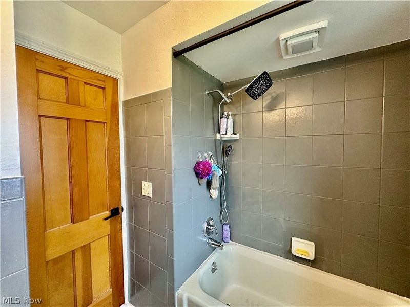 287 E 330th Street, Willowick, OH 44095 Photo 19