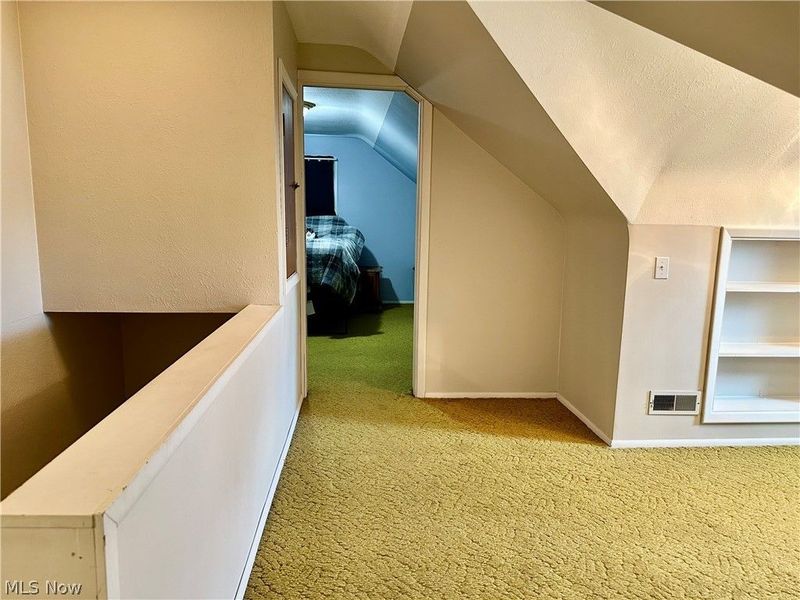 287 E 330th Street, Willowick, OH 44095 Photo 24