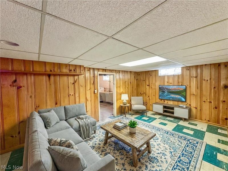 287 E 330th Street, Willowick, OH 44095 Photo 33