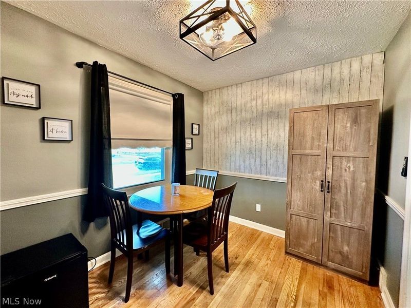 287 E 330th Street, Willowick, OH 44095 Photo 4