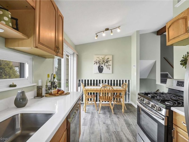 14242 Holland Road, Brook Park, OH 44142 Photo 12