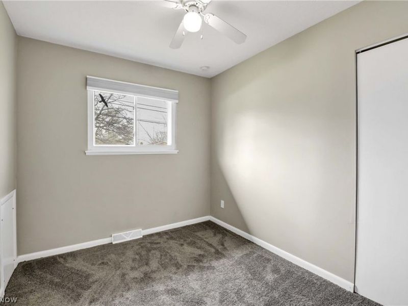 14242 Holland Road, Brook Park, OH 44142 Photo 31