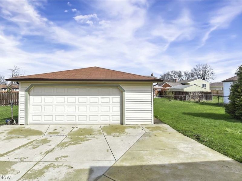 14242 Holland Road, Brook Park, OH 44142 Photo 36