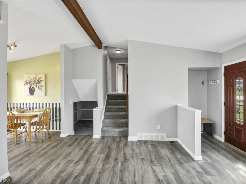 14242 Holland Road, Brook Park, OH 44142 Photo 6