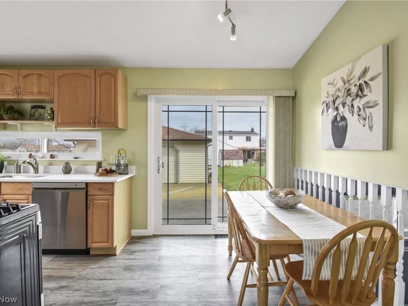 14242 Holland Road, Brook Park, OH 44142 Photo 9