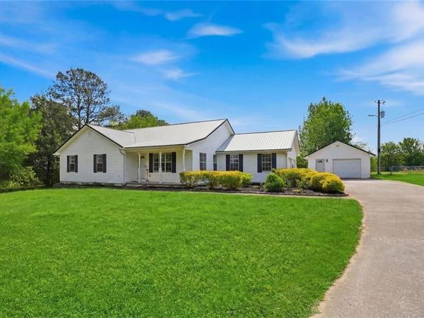 2960 Teamon Road , Griffin, GA 30223