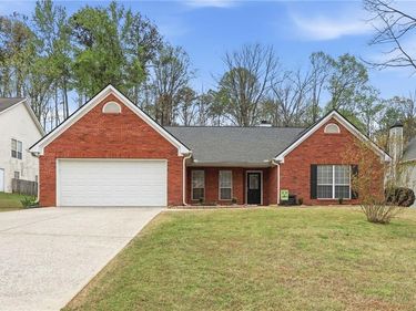 5989 Williamsport Drive, Flowery Branch, GA 30542