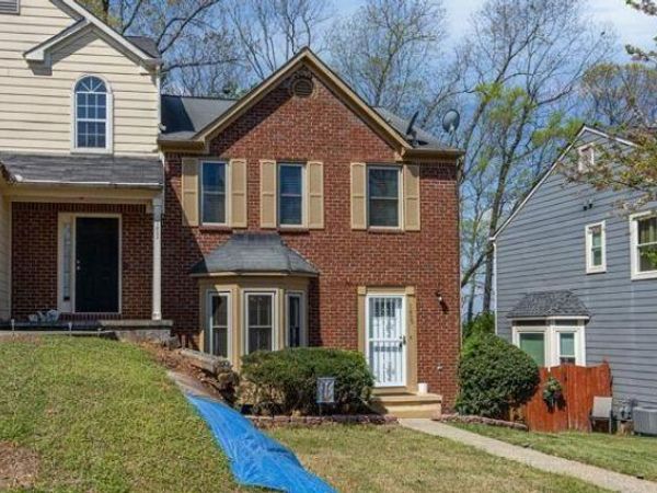 1835 Barrington Overlook NW, Marietta, GA 30066