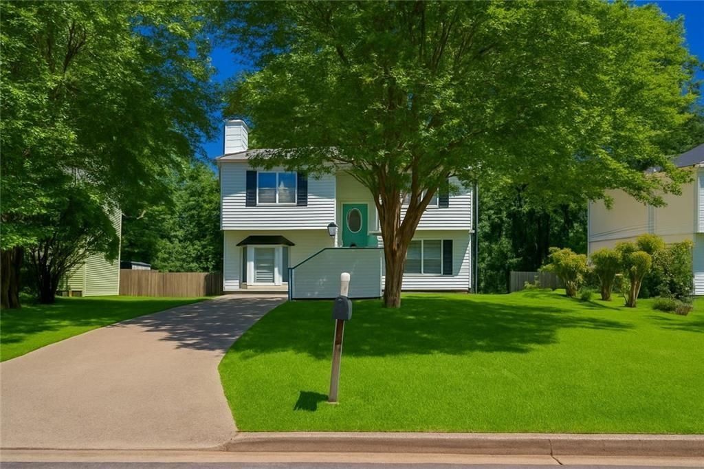 5250 Forest Down Lane, Atlanta, GA 30349 Main Photo