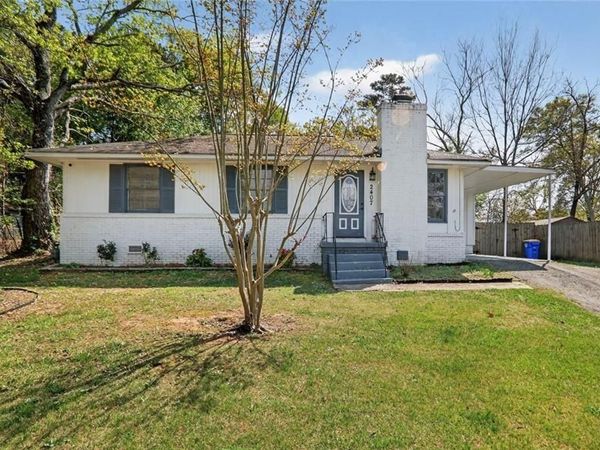 2407 Woodland Drive, Kennesaw, GA 30152
