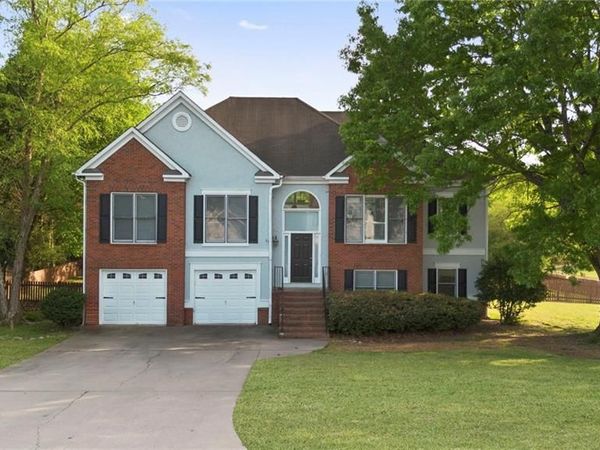 4 Stonehenge Court, Cartersville, GA 30120