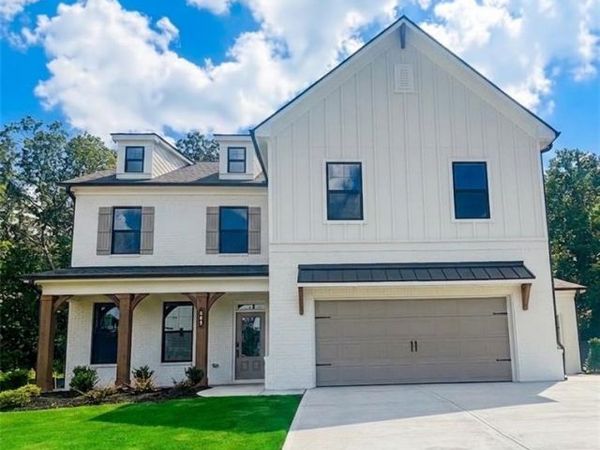 562 Winding Rose Drive, Hoschton, GA 30548