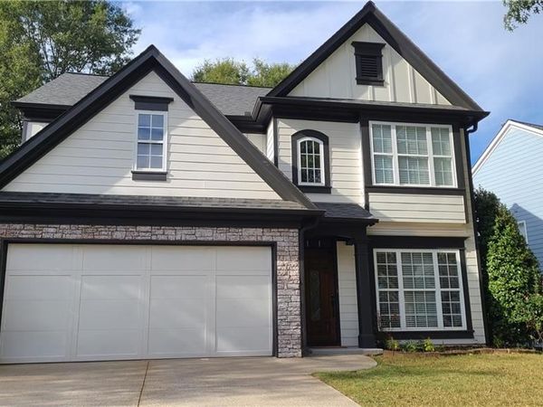 340 Pintail Court , Suwanee, GA 30024