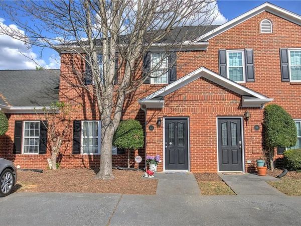 618 Manor Way , Cartersville, GA 30120