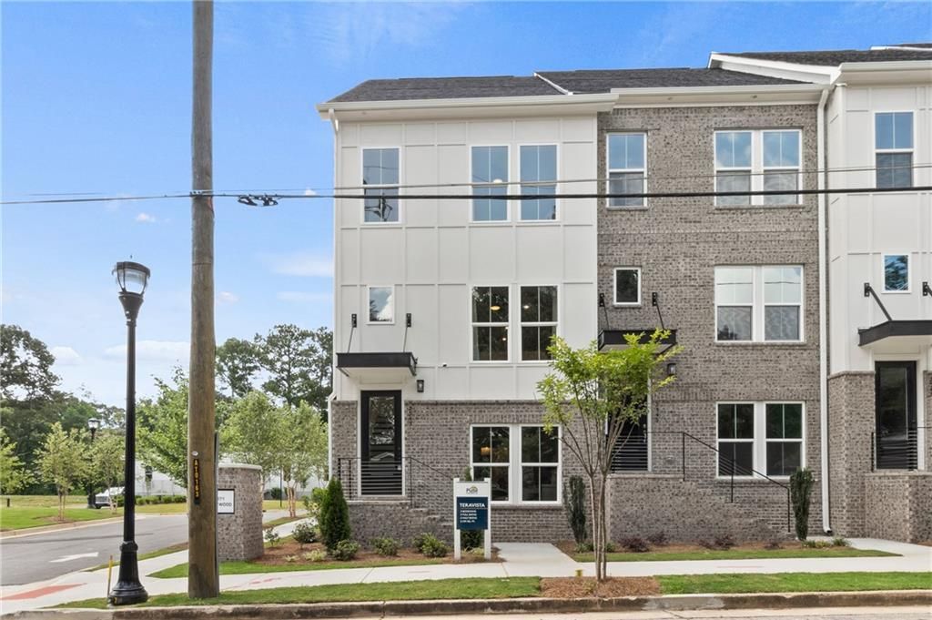 1922 Rogers Court, Atlanta, GA 30318 Main Photo