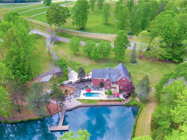 6200 Bent Tree Cove, Murrayville, GA 30564