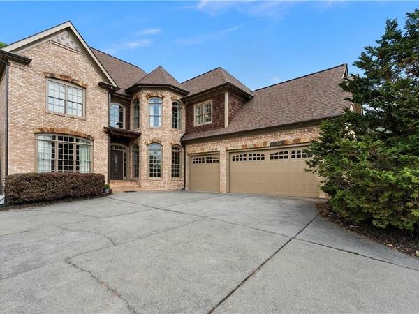 48 Galway Drive, Cartersville, GA 30120