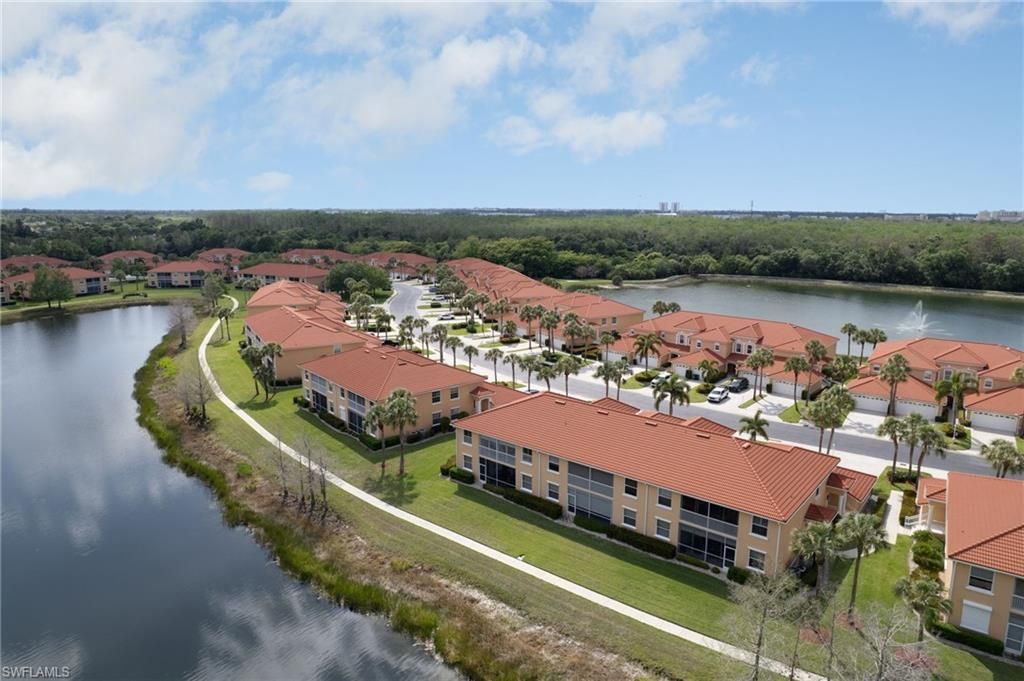13951 Eagle Ridge Lakes Dr, Unit 203, Fort Myers, FL 33912 Photo