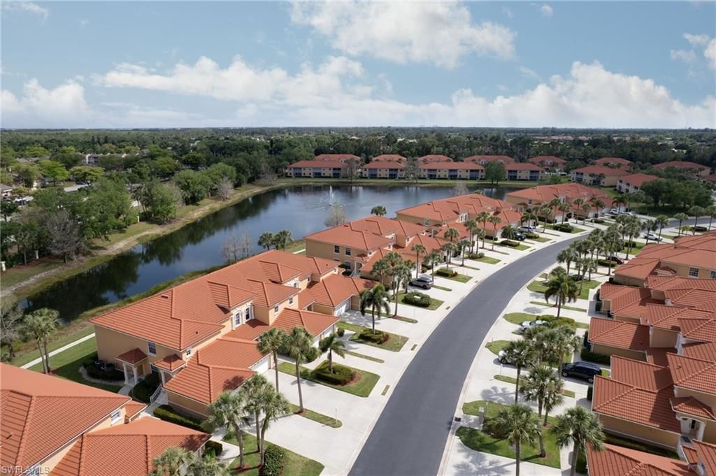 13951 Eagle Ridge Lakes Dr, Unit 203, Fort Myers, FL 33912 Photo