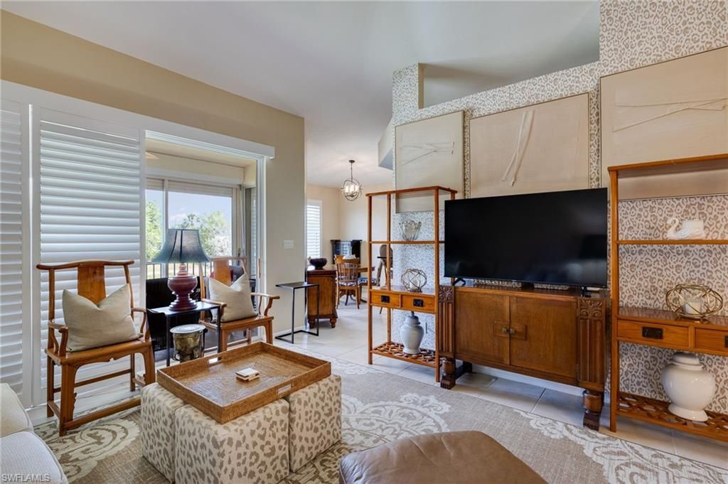 13951 Eagle Ridge Lakes Dr, Unit 203, Fort Myers, FL 33912 Photo