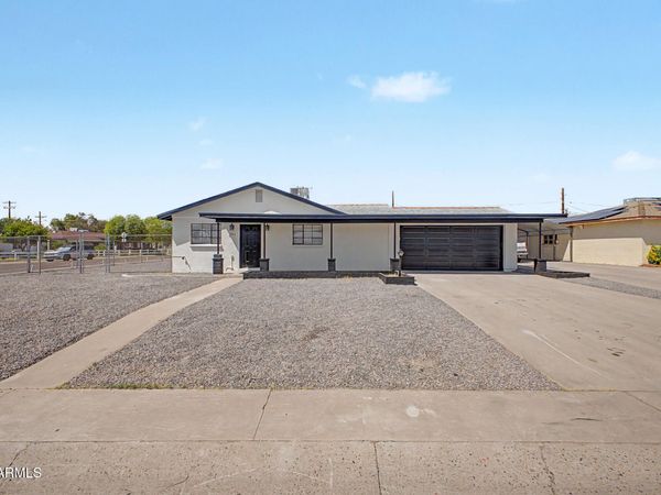 5702 N 22ND Drive, Phoenix, AZ 85015