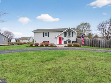 1360 STAG DRIVE , AUBURN, PA 17922