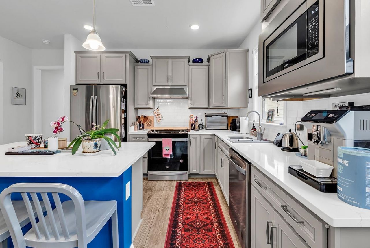 5935 Cremona Dr.  Photo 14