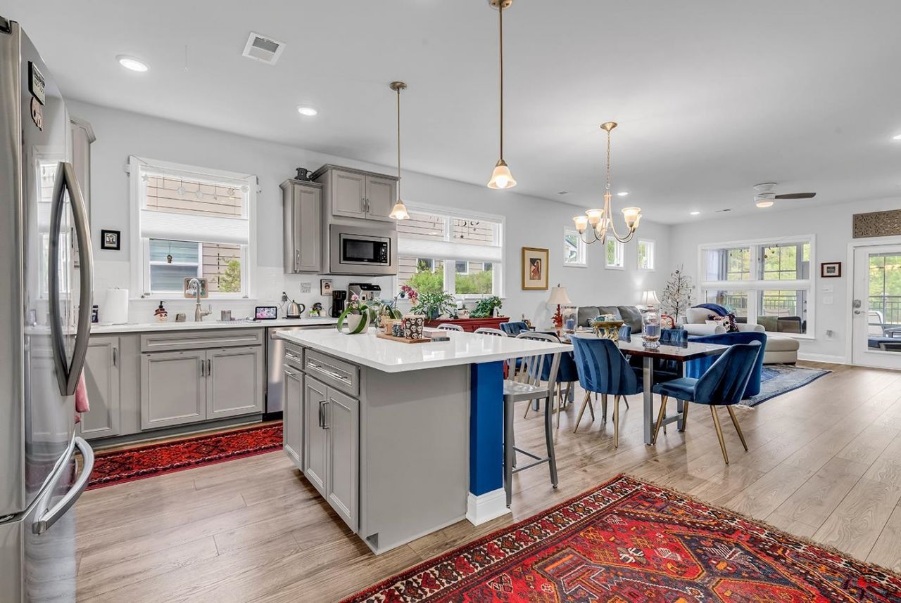 5935 Cremona Dr.  Photo 15