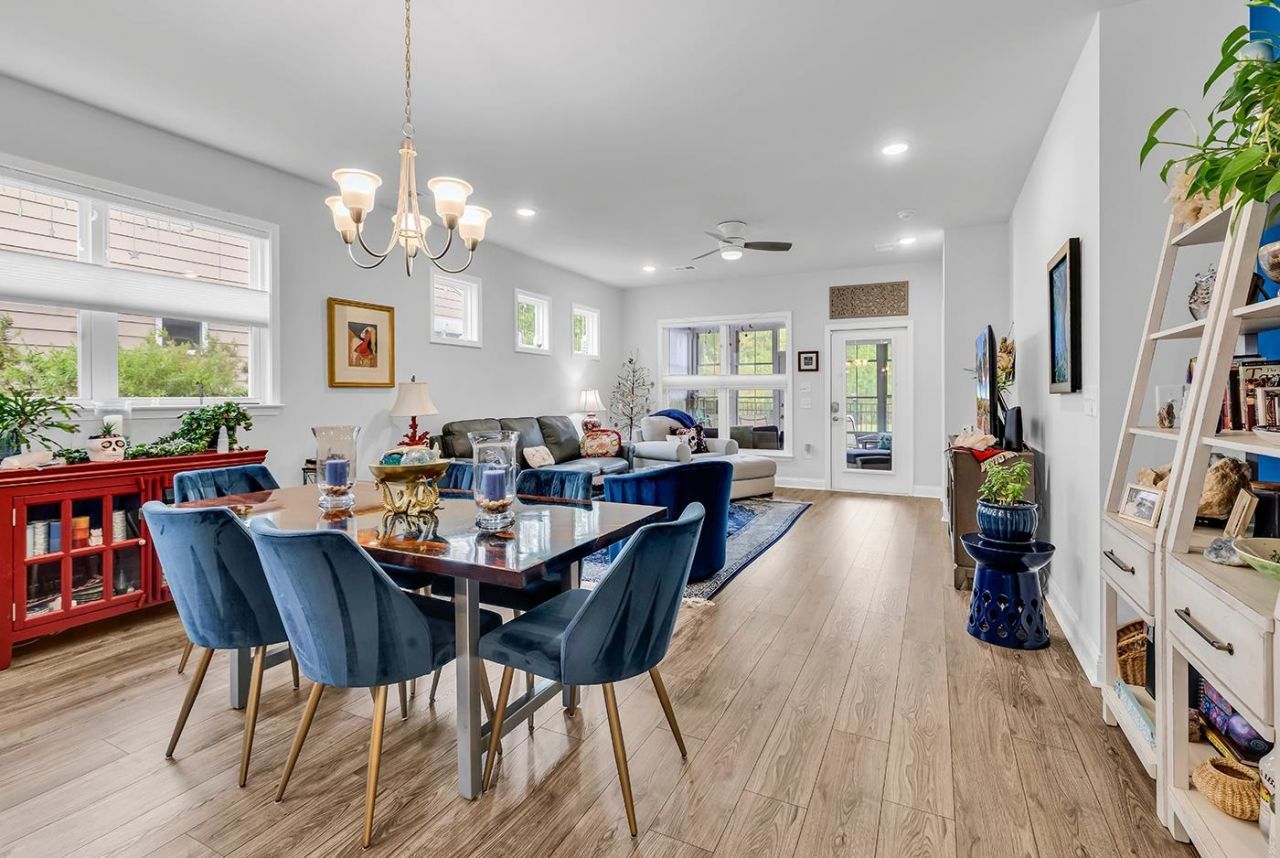 5935 Cremona Dr.  Photo 23