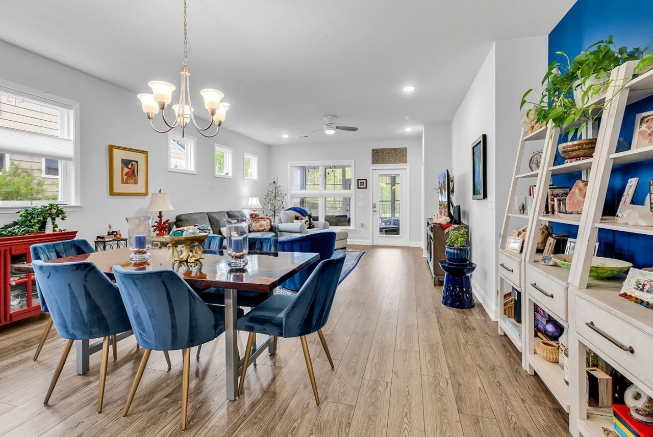 5935 Cremona Dr.  Photo 24