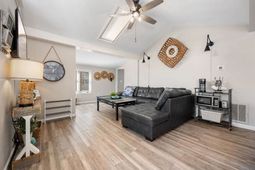 6001-n75 S Kings Highway  photo 4