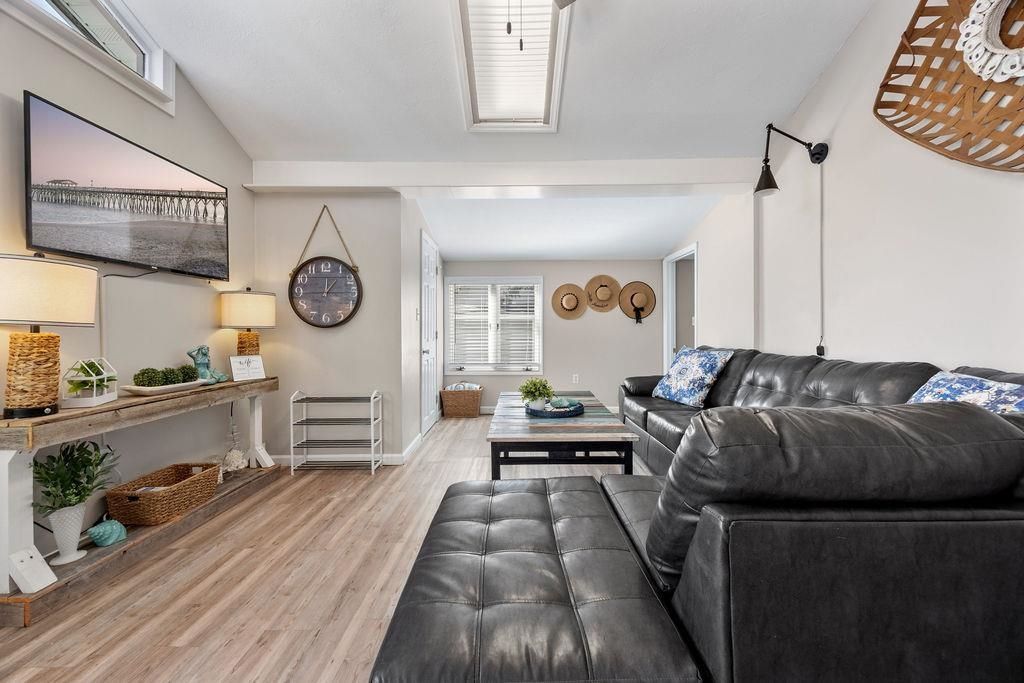 6001-n75 S Kings Highway  Photo 5