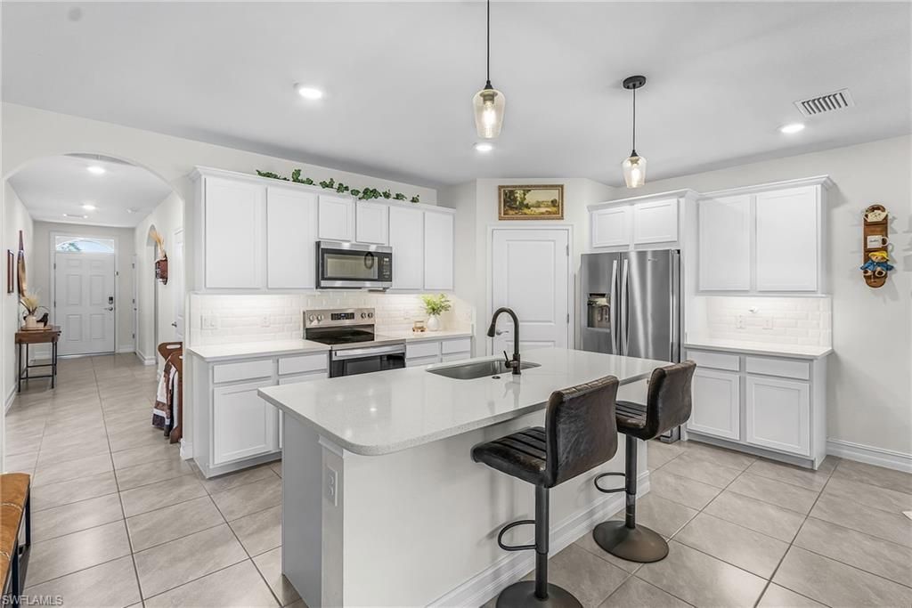 3128 Cozumel Ct, Cape Coral, FL 33909 Photo