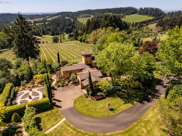 17001 NE FAIRVIEW DR, Dundee, OR 97115
