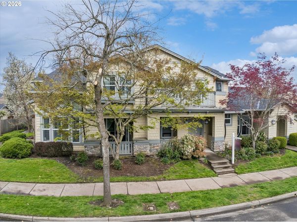 6715 NE ROSEBAY DR, Hillsboro, OR 97124