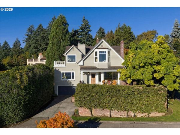 806 SW DAVENPORT ST, Portland, OR 97201