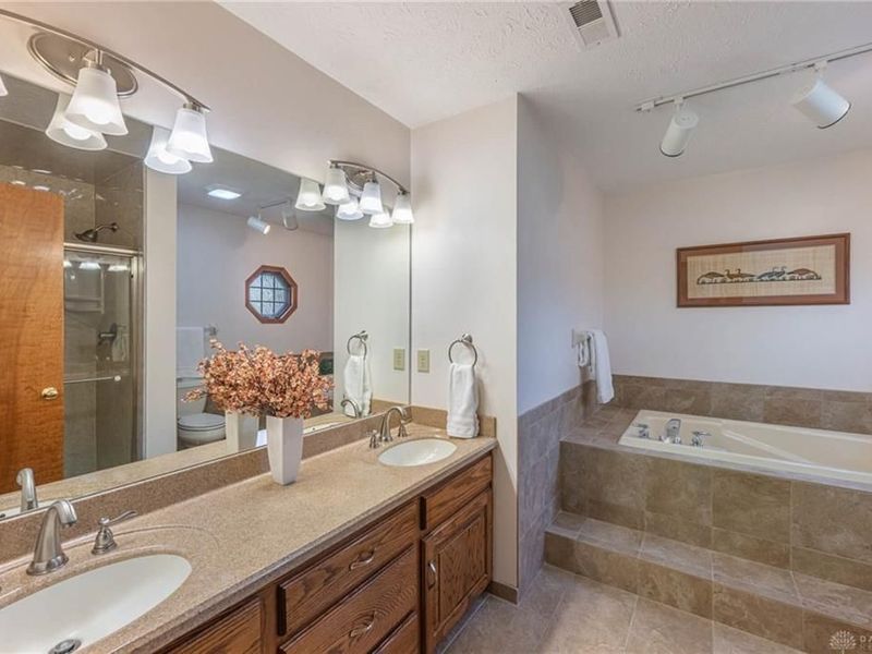 3036 Patsie Drive, Beavercreek, OH 45434 Photo 29