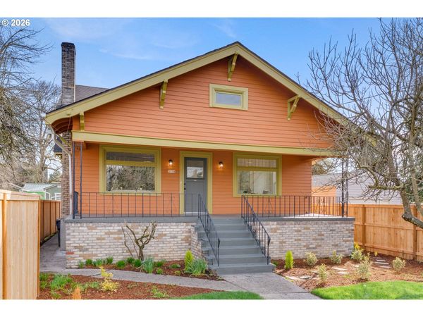 2534 SE 18th AVE, Unit 1, Portland, OR 97202