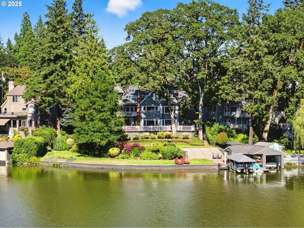 16755 GRAEF CIR, Lake Oswego, OR 97035
