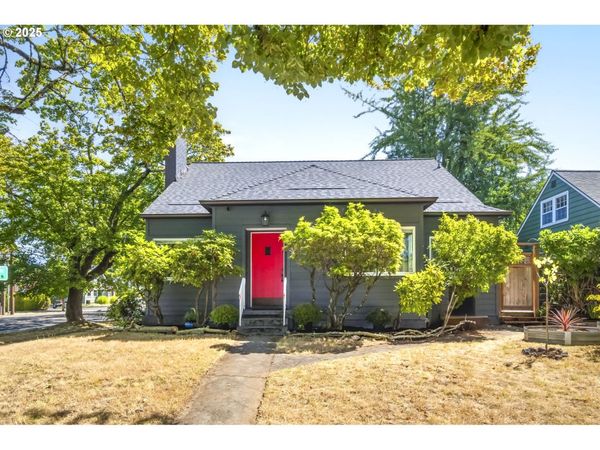 7434 N CHASE N AVE, Portland, OR 97217