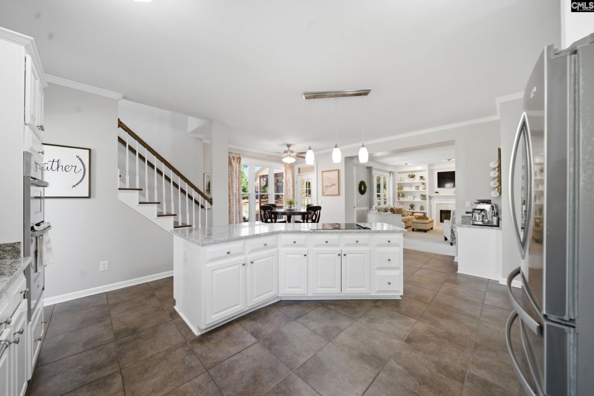 1 Bardwell Court  Photo 9