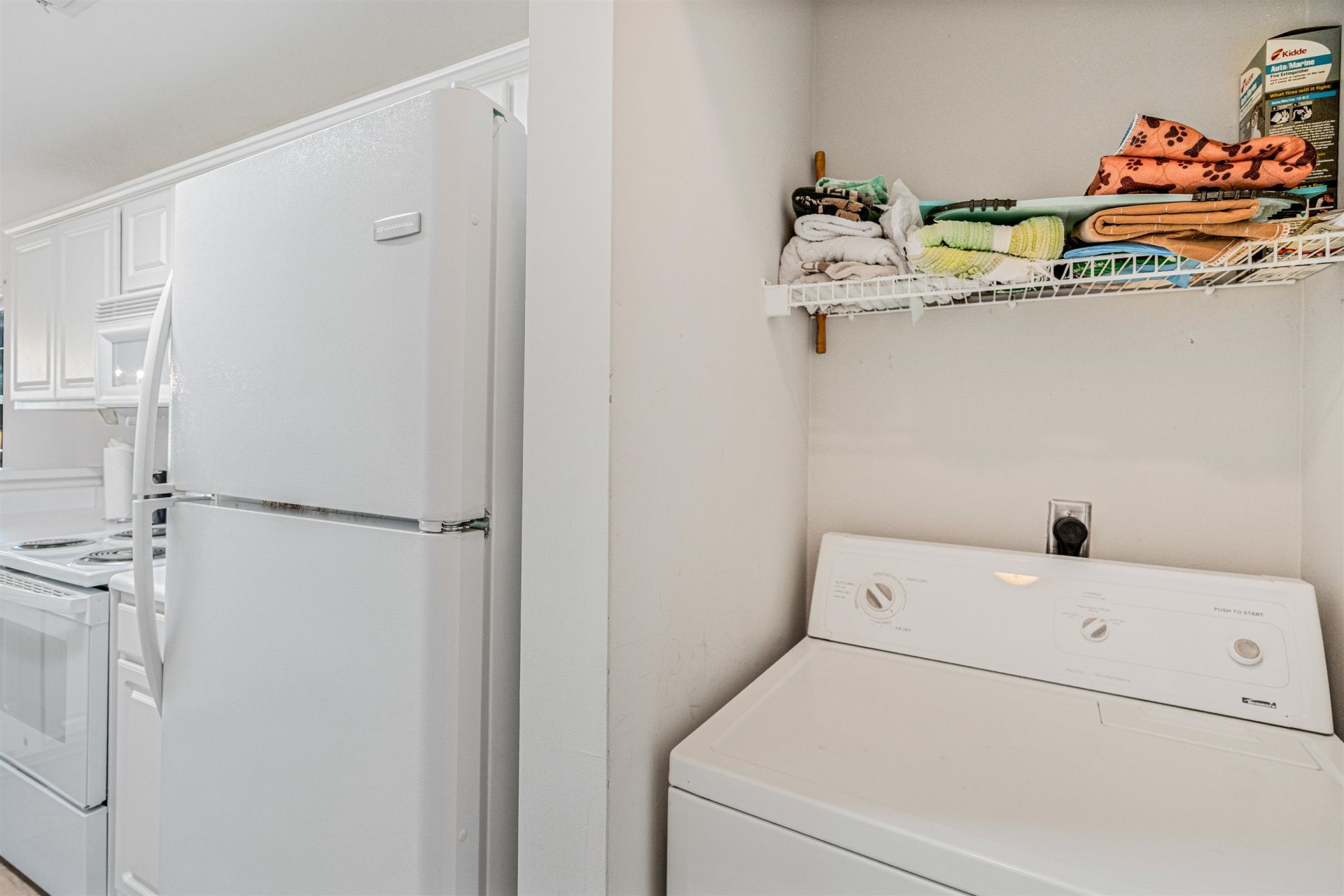 664 Pinehurst Ln.  Photo 17