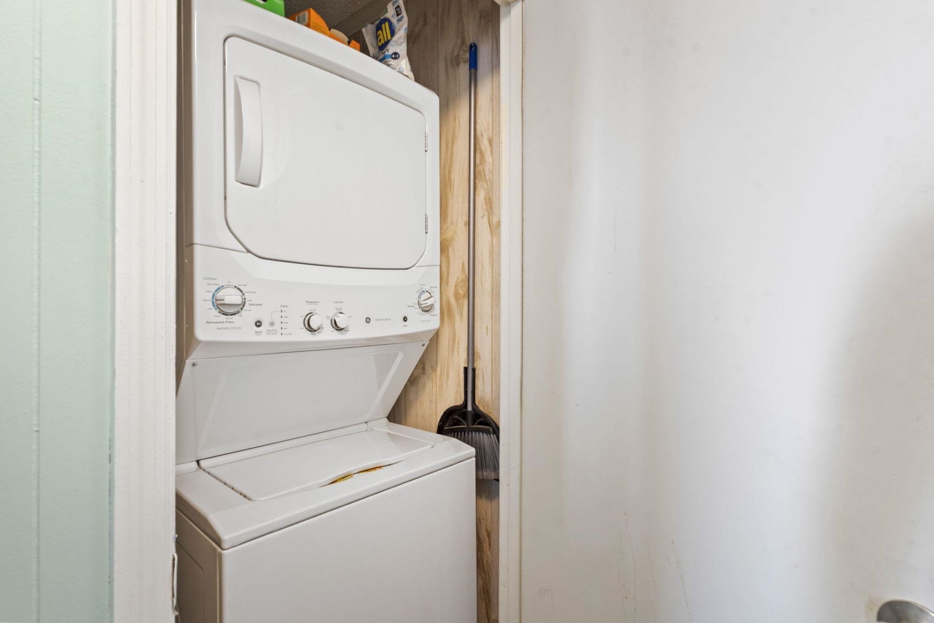 4315 S Ocean Blvd. Photo 7