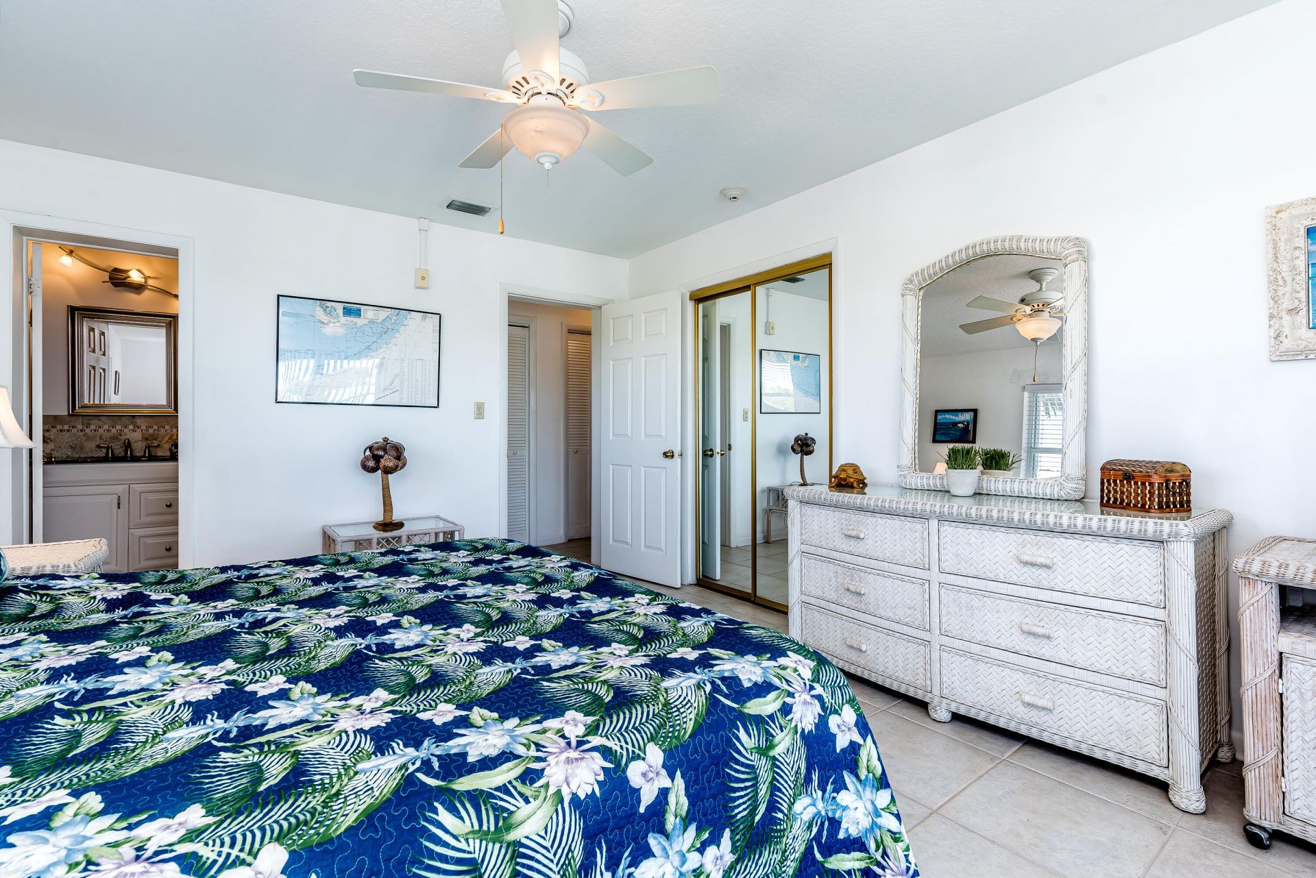 1101 W Ocean Drive, Unit 24, Key Colony, FL 33051 Photo