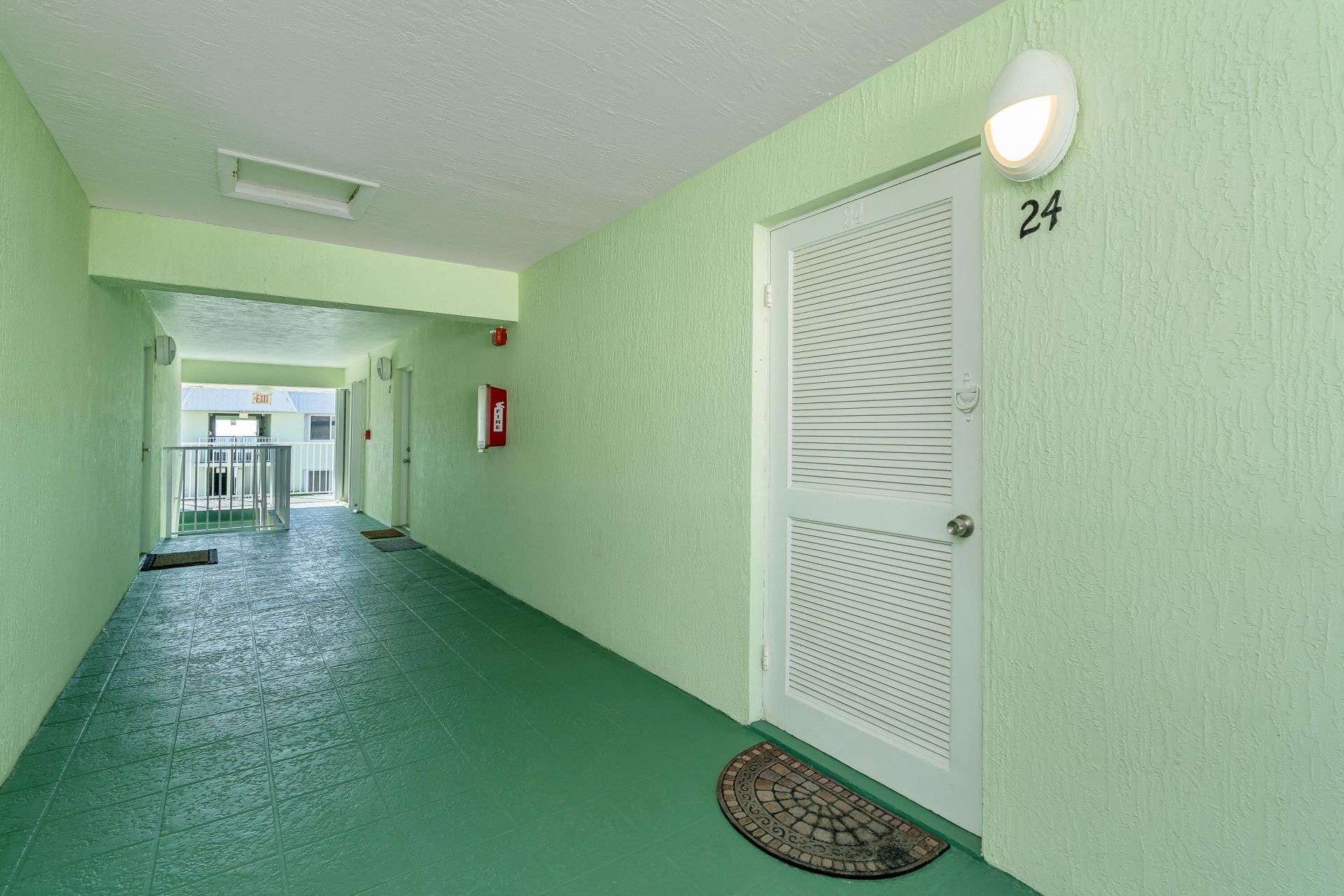 1101 W Ocean Drive, Unit 24, Key Colony, FL 33051 Photo